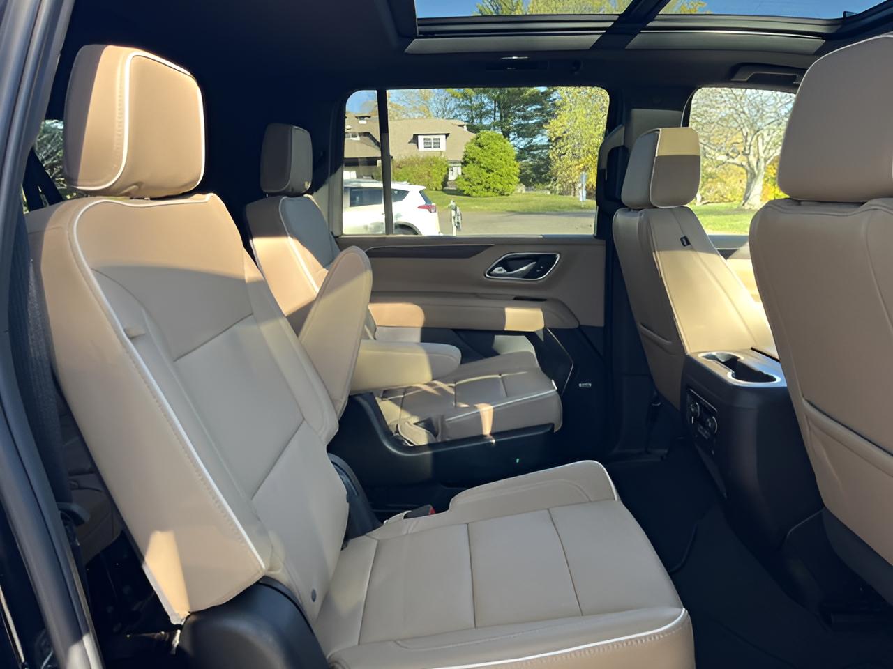 2024 Chevrolet Suburban Premier