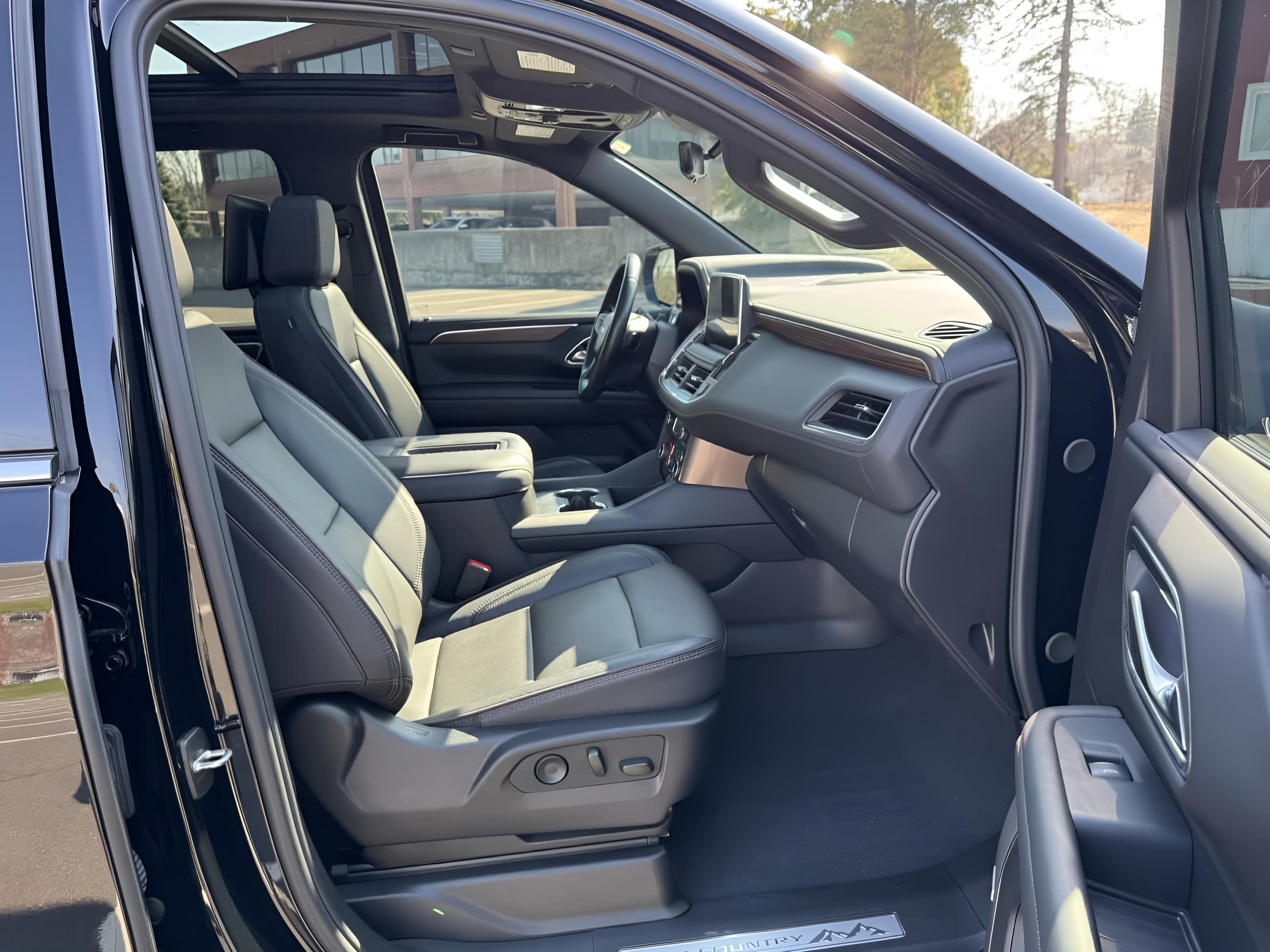 2024 Chevrolet Suburban High Country