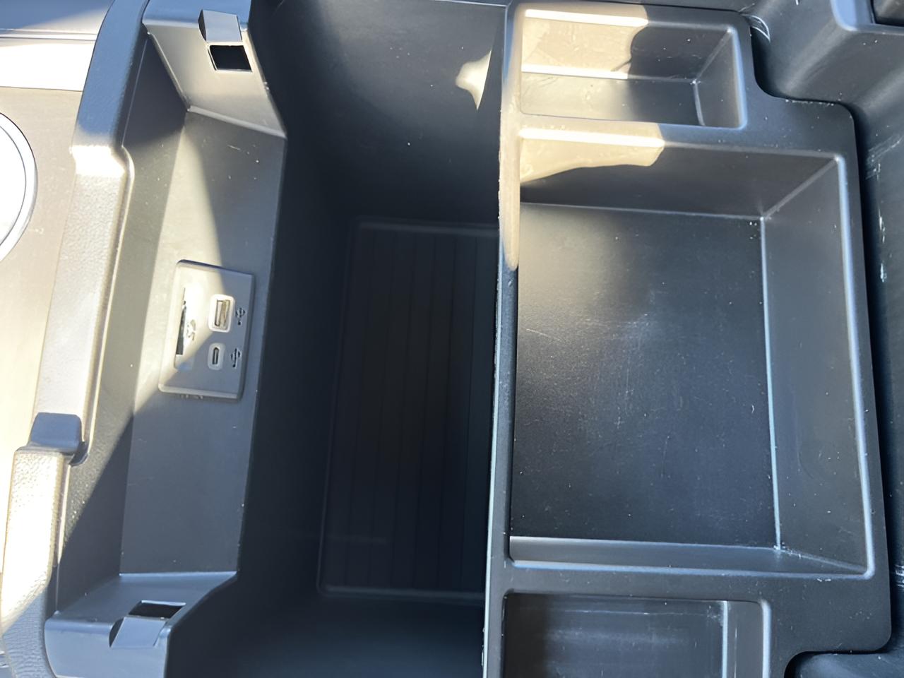 2021 Chevrolet Tahoe Z71, Z71 Off Road Pkg, SunRoof Pkg, 1-owner ,