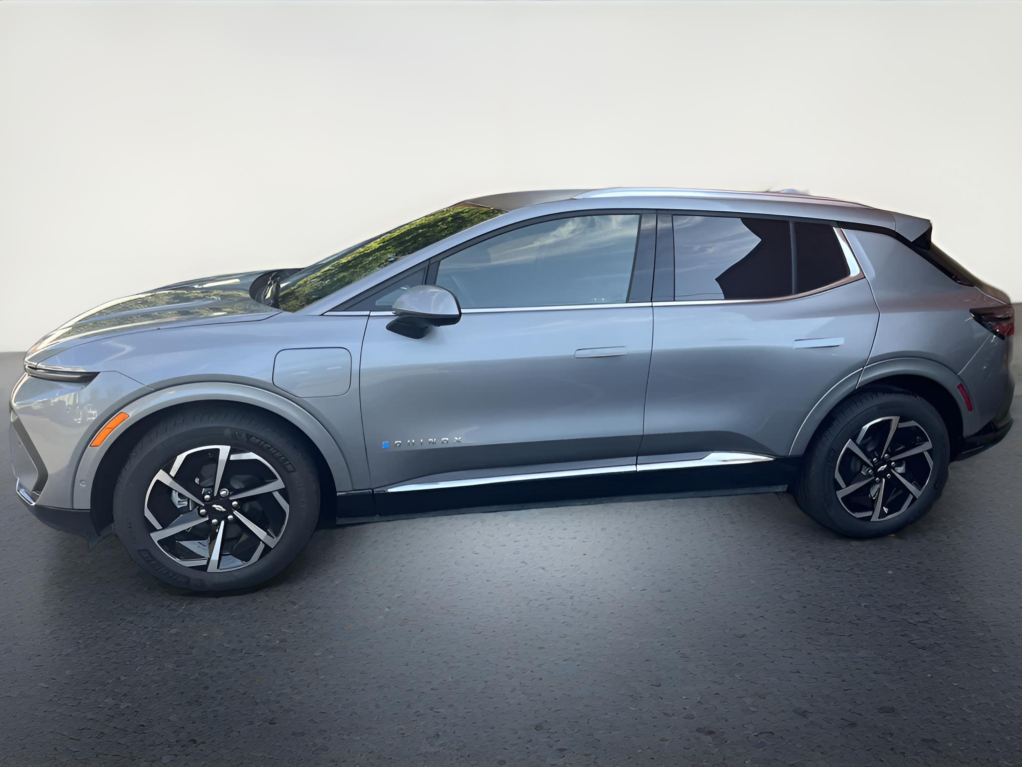 2024 Chevrolet Equinox EV 2LT
