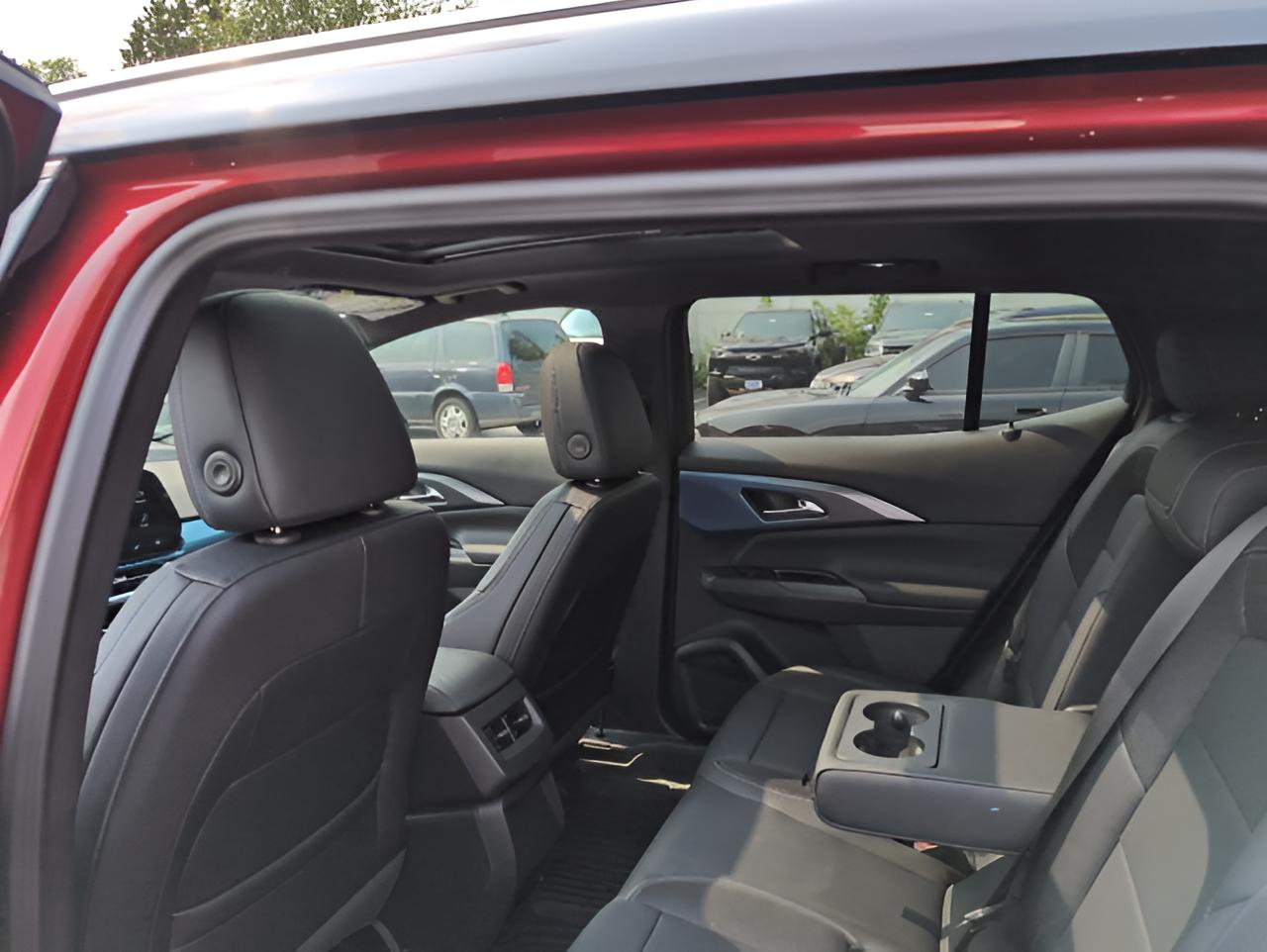 2025 Chevrolet Equinox EV LT