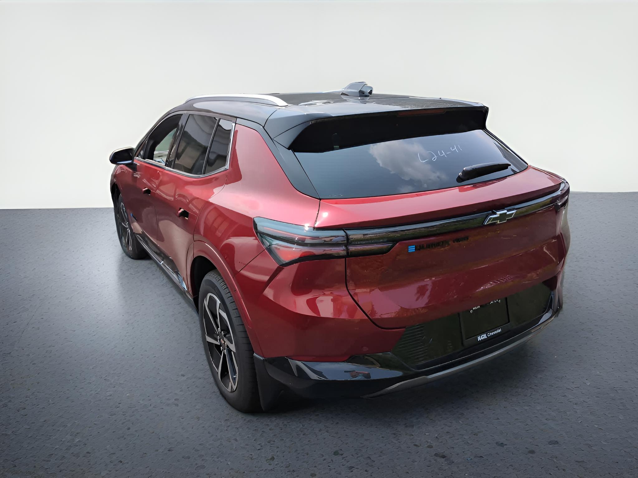 2025 Chevrolet Equinox EV LT