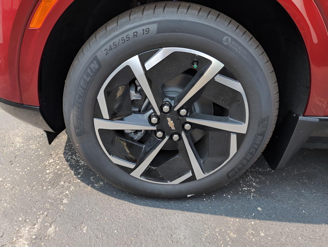 2025 Chevrolet Equinox EV LT