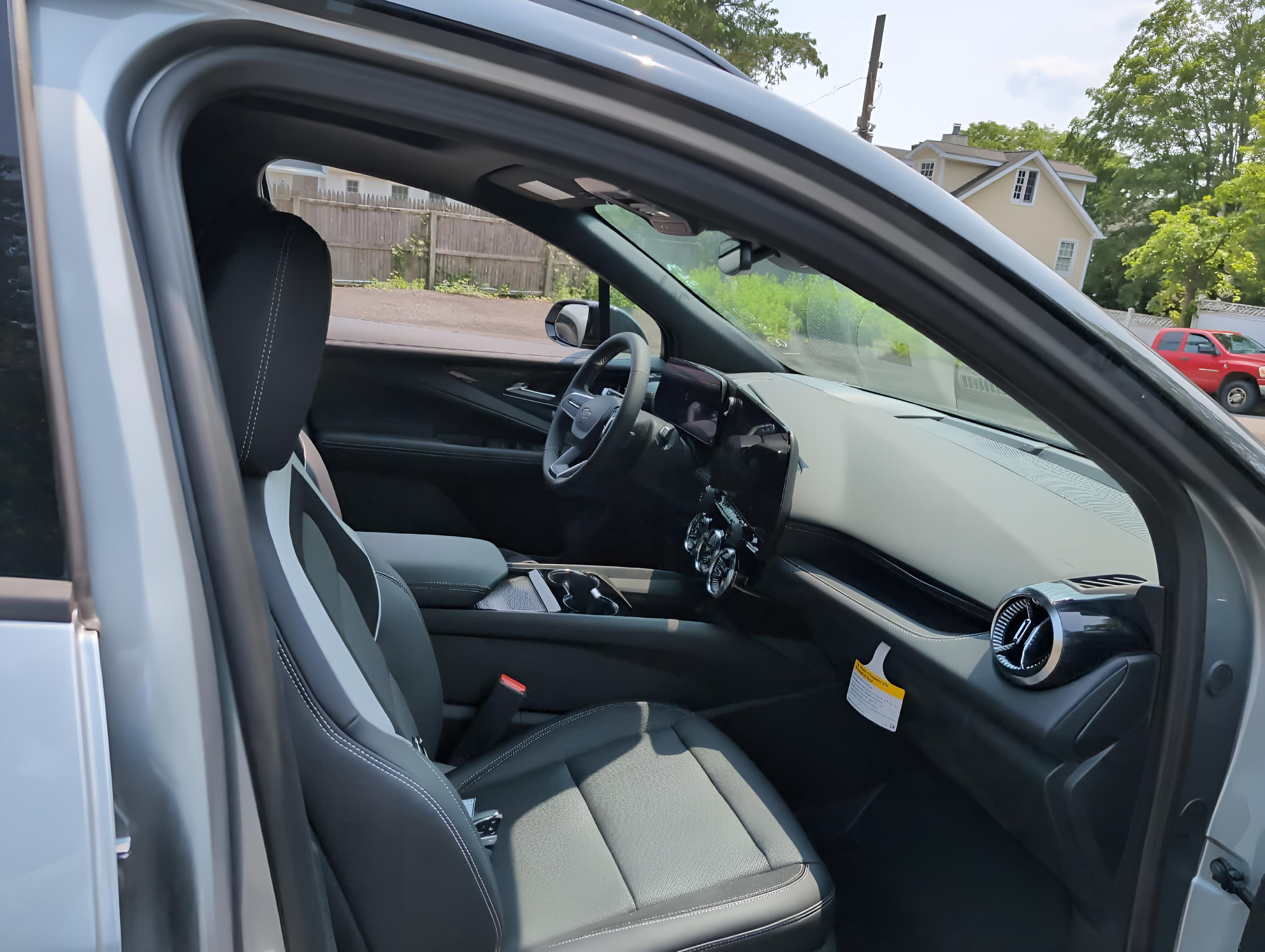 2025 Chevrolet Blazer EV LT